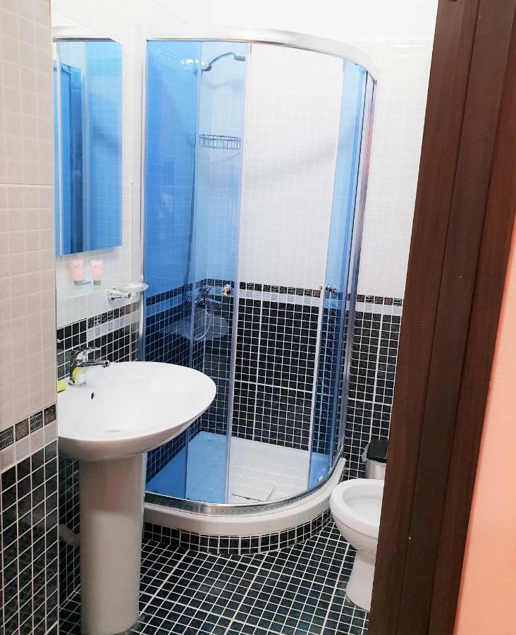 Comfort Apartments Fier Eksteriør bilde